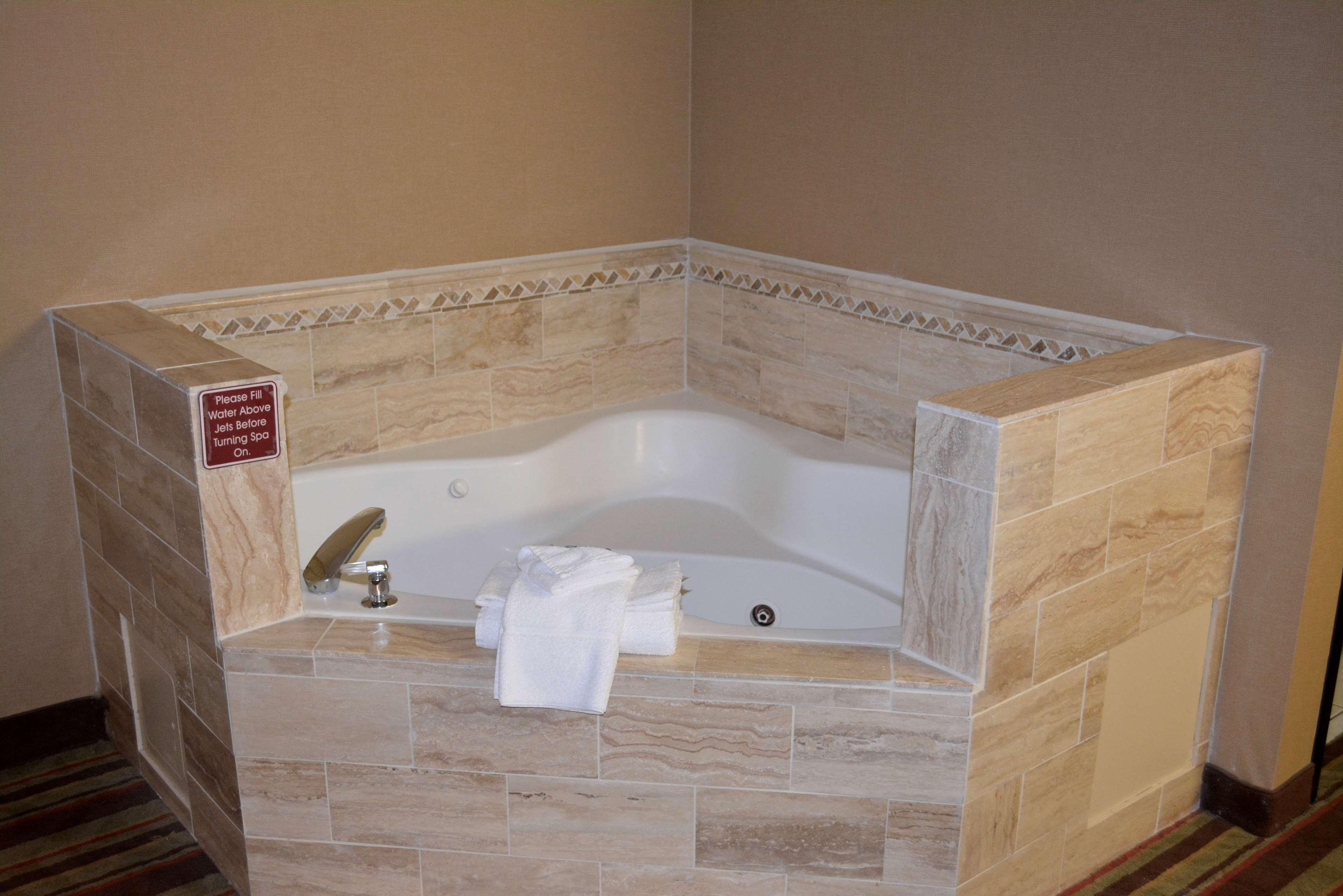 Best Western Wilsonville Inn & Suites Ngoại thất bức ảnh