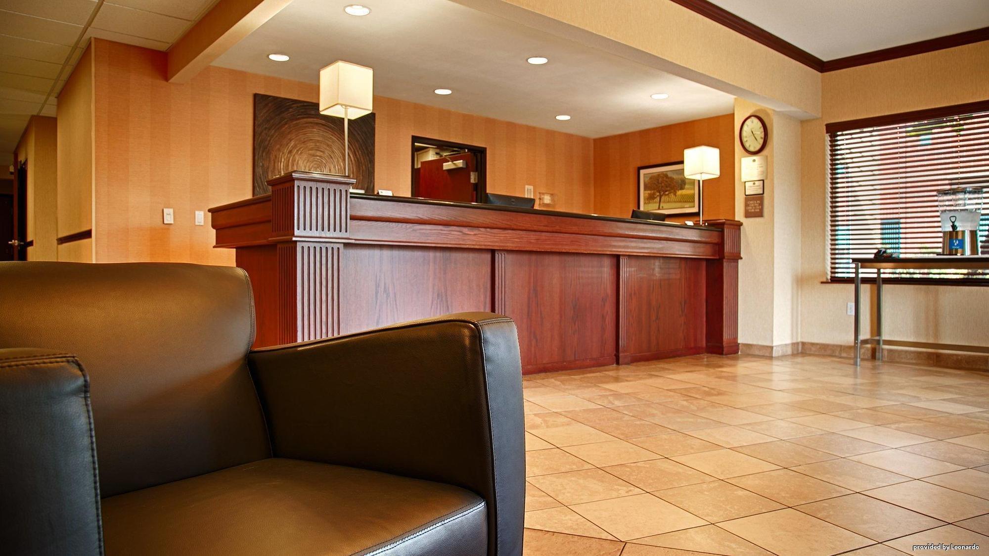 Best Western Wilsonville Inn & Suites Ngoại thất bức ảnh