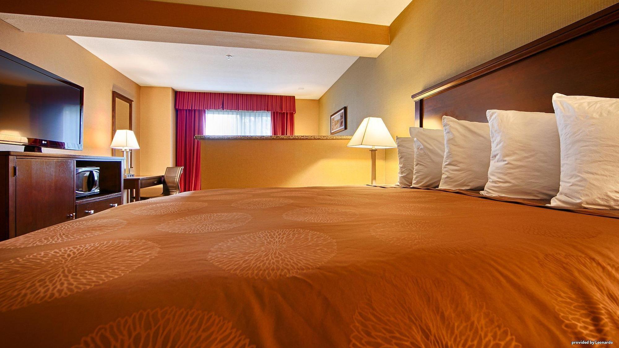 Best Western Wilsonville Inn & Suites Ngoại thất bức ảnh