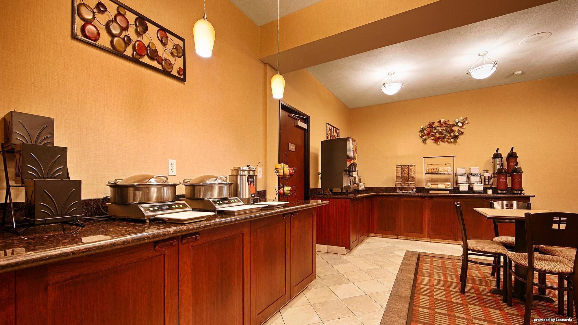 Best Western Wilsonville Inn & Suites Ngoại thất bức ảnh